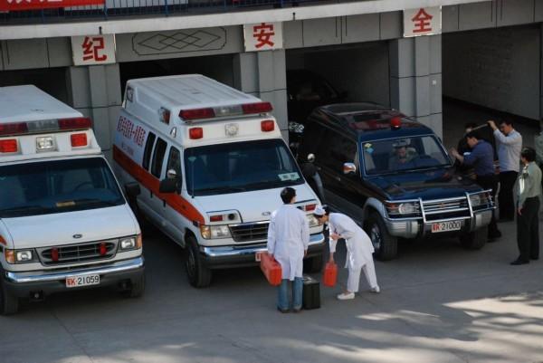 龙华区救护车转院